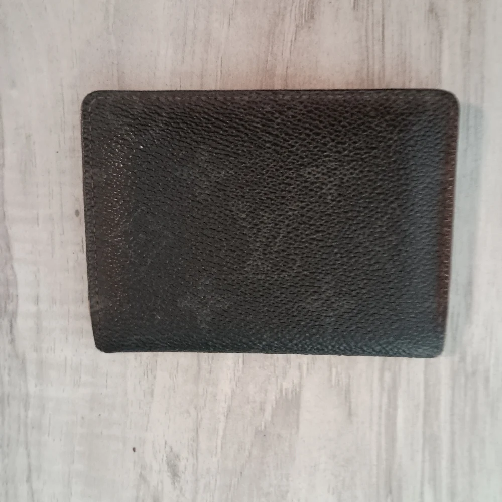 Louis Vuitton 2 Card Holder/ ID Holder - Picture 2 of 11